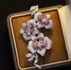 Nuevo Broche de Mariposa de Estilo Chino de Alta Resistencia, Lujoso Accesorio para Abrigo y Traje, Elegante y Exquisito Pin de Broche Completamente Diamantado