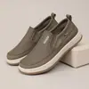 Novidade Verão 2026 Sapatos Casuais Masculinos de Malha com Solado Macio Antiderrapante, Tênis Confortáveis e Respiráveis Slip-On para Homens