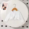 Cárdigan Exterior de Primavera y Otoño para Niñas Blanco Hueco Manga Larga Capa con Adorno de Volantes Botón Único Corto Cárdigan Protector Solar