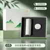 Presentes corporativos podem ser personalizados com um logotipo; ideal para aniversários de empresa, eventos de fim de ano e como itens promocionais de alta qualidade; inclui um conjunto de copos térmicos Lock&Lock