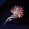 Broche de Pena Yingyan de Alta Qualidade Versátil Elegante Cristal Degradê Acessório de Broche Flor de Luxo Leve