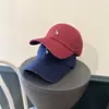 Boné de Baseball Simples Bordado Estilo Coreano para Homens e Mulheres, Versátil e Emagrece o Rosto, Chapéu de Sol Respirável para o Verão