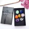 Cruzamento de cristal natural colorido terno de pedra Chakra Gemstone Grão grande Colorido Cristal Rolling Stone Ornamentos Yoga Stone