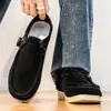 Novo Estilo de Outono Sapatos Caracol com Fivela Giratória para Meninos Tamanho Grande Mocassins Casuais de Solado Macio Sapatos de Couro Finos para Dirigir Couro Genuíno 45