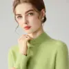 Coleção 26 outono e inverno transfronteiriça nova: malha feminina de alta qualidade, com gola alta discreta, mangas compridas e um design versátil que pode ser usado como segunda pele ou como um suéter