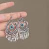 Aretes exagerados de borlas de estilo étnico retro 2023 nuevos aretes de moda nicho para mujer elegantes de alta gama aretes aretes