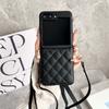 Adecuado para Samsung Zflip6/7Fe Acolchado Pequeño Fragancia Zflip7/4/5 Funda de Cuero Acolchado Bandolera Funda Plegable