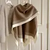 Casaco Manto Patchwork de Cor Sólida Tendência para Mulheres, Novo Versátil para Outono e Inverno, Manta Dupla Face com Franjas