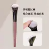 Pincel de Blush Angulado para Pintura Facial Estilo Celebridade da Internet Personalizado Cangzhou Pacote Único Portátil Profissional Artista de Maquiagem Contorno