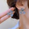 Aretes de Lujo Ligero de Cristal Francés con Flor Delicada Aretes Niche Aretes Adelgazantes