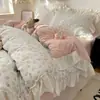 Conjunto de quatro peças de renda francesa seguro para bebês Classe A, estilo princesa ins, conjunto de três peças de algodão lavado floral fresco para dormitório