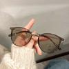 Óculos de miopia que mudam de cor Óculos femininos anti-luz azul óptica Cyber Celebrity Plain Plain Óculos com moldura de cor de chá frio estilo coreano