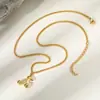 Lele Jewelry Colgante de Cereza Pequeña Linda Cadena Exquisita para Clavícula Collar Pequeño Versátil para Mujer Titanio Acero Moda Collar de Lujo Ligero