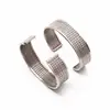 Cabello liso directo de fábrica Patrón de trenza italiana para mujer Apertura en forma de C se puede ajustar ligeramente Pulsera de acero de titanio Acero inoxidable Mujeres