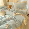 Estilo Coreano Encaje Clase A Invierno Leche Polar Juego de Cuatro Piezas Lindo Femenino Corazón Más Terciopelo Sábana Funda Nórdica Dormitorio Juego de Tres Piezas