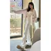 Calça Jeans Branca Flare Estilo Americano para Mulheres, Verão 2026, Cintura Alta, Skinny, Fluida, Comprimento Estendido, Calça Bootcut Comprimento Total