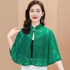 Chal de encaje hueco con cuello mao abotonado estilo chino, nueva capa fina protectora del sol para mujer de verano 2026