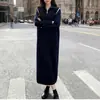 Nuevo vestido de punto grueso de otoño e invierno para mujer, estilo suelto y casual, talla grande, corte recto, adelgazante, media cremallera, cuello camisero, vestido largo