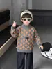 Suéter de Natal Retrô para Meninos, Estilo Novo de Outono e Inverno, Tricô Elegante de Gola Redonda para Crianças Pequenas, Durável e Antipilling