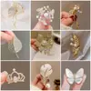 Broche com Acabamento de Luxo, Estilo Nicho e Simples, Alfinete de Roupa, Acessório de Pérola para Terno, Broche