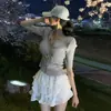 Moda Feminina Tendência Dongdaemun Coreana, Versátil e Estiloso, Corte Justo, Decote V Sexy, Blusa de Tricô de Manga Curta que Valoriza a Silhueta