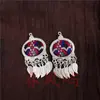 Pendientes Vintage Bordados Hechos a Mano de Estilo Étnico de Moda con Borlas Pequeñas, Joyería de Plata Miao de Yunnan, Color Blanco, Tamaño 41
