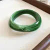 Pulseira Irregular Geométrica em Acrílico Degradê, Pulseira da Moda e Simples, Luxo Leve com um Toque de Alto Padrão, Design Único