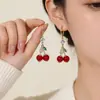 Aretes de Cereza Roja para Mujer, Diseño Popular, Modernos, Lujo Ligero, Elegantes, Aretes de Gama Alta al por Mayor