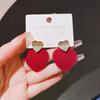 Hermosos pendientes rojos flocados, sencillos y de alta calidad, pendientes con atmósfera retro de Año Nuevo, elegantes y de moda que combinan con todo.