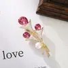 Broche Versátil de Perlas Rosas Nuevo Corsage de Moda de Gama Alta Pin de Gama Alta Accesorios de Traje de Tulipán para Mujeres