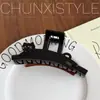 Lindo pasador de acetato con forma de gato para mujer, tamaño grande, sensación de alta gama, nuevo estilo 2026, elegante accesorio para el cabello para recogidos en la nuca, pinza de tiburón