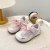 Zapatos Deportivos de Moda para Niñas Estilo Primavera/Otoño 2026 Zapatos de Princesa con Lazo Brillante Suela Suave Casual Versátiles Zapatos Forrest Gump