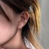 Pendientes de golondrina voladora de flor de durazno para mujer, minimalistas, versátiles, creativos, moda, pendientes de golondrina asimétricos, diseño de pájaro