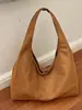 Bolsa de Ombro Única Texturizada da Moda Cor Sólida Chique Bolsa Casual de Primavera Retrô Personalidade Feminina Grande Capacidade Bolsa Tote para o Dia a Dia