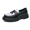 Novos Sapatos Masculinos Estilo Coreano Casuais com Franjas Bloco de Cores Mocassins Cano Baixo Slip-on Salto Aumentando Moda Couro Masculino
