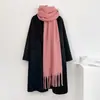 Cachecol de Lã Mohair Liso para Outono e Inverno para Mulheres, Estilo Coreano, Moderno, Versátil, Engrossado, Quente, Cachecol com Franjas, Xale para Mulheres, Atacado