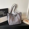 Bolsa Feminina Casual Grande Capacidade Estilo Novo Primavera 2026, Moderna e Elegante, Cor Sólida, Simples, Estilo Coreano Bolsa Tote para Trabalho e Aula