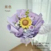 Plantas em vaso de rosa de crochê feitas à mão da fábrica de origem, flores artificiais tricotadas multicoloridas, pequenas peças decorativas, atacado para exportação, amostras disponíveis