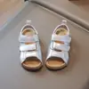 Moda Infantil Sapatos Birkenstock 2026 Novos Sandálios de Verão para Meninas com Solado Macio e Dedos Abertos Antiderrapantes Versáteis para Esportes e Praia