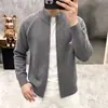 Recomendação popular: Cardigan de tricô clássico com gola alta da marca da moda para homens, direto da fábrica