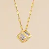 Collar de Zirconia Pequeño Cubo de Azúcar de Moda Lujoso Ligero para Mujer, Cadena Minimalista para Clavícula con Colgante de Alto Nivel