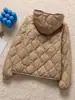 Chamarra acolchada de plumón ligera con capucha y cuello alto transfronteriza para mujer, moda de invierno 2026, cálida blanca de pato, top casual, moderno