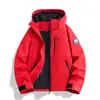 Nova Jaqueta Outdoor para Homens e Mulheres, Conjunto Três em Um Desmontável de Duas Peças, Roupa de Trabalho à Prova de Vento e Impermeável de Outono e Inverno para Mulheres, Personalizável