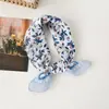 Lenço Quadrado Pequeno Floral de Algodão e Linho Vintage para Mulheres, Lenço de Cabeça Multifuncional na Moda e Estiloso, Protetor Decorativo de Pescoço para o Verão, Lenço de Seda, Cachecol