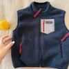 Chal para Niños 26 Estilo Otoño/Invierno Estilo Montaña para Niños Marca de Moda Chaleco de Forro Polar Bebé Doble Cara de Forro Polar Cálido Grueso
