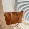 Bolsa Grande de Verão para Mulheres 2026 Novo Estilo Coreano Tendência Simples Grande Capacidade Couro Macio Bolsa Tote Casual Versátil Bolsa de Ombro