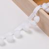 Suministro Listo para Embrión Blanco del Fabricante Triángulo Rectángulo Bola de Pelo Encaje Onda Bola de Encaje Accesorios Decorativos para Ropa