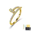 Anillo de Plata de Ley S925 Cruz Clavo Moissanita Completamente Incrustado Personalidad Anillo de Dedo de Celebridad de Internet Diseño de Lujo Ligero Sentido Anillo para Mujer Fábrica de Origen