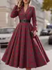 Vestido largo vintage a cuadros rojos de otoño e invierno con dobladillo amplio, cuello camisero, mangas largas, ceñido a la cintura, adelgazante, falda de paraguas, adecuado para ir al trabajo y banquetes