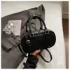 Bolsa de Bowling Portátil Coreana para Mulheres 2026 Novo Estilo Chic do Dia a Dia Bolsa de Ombro Único Transversal Simples Super Popular Bolsa Almofada